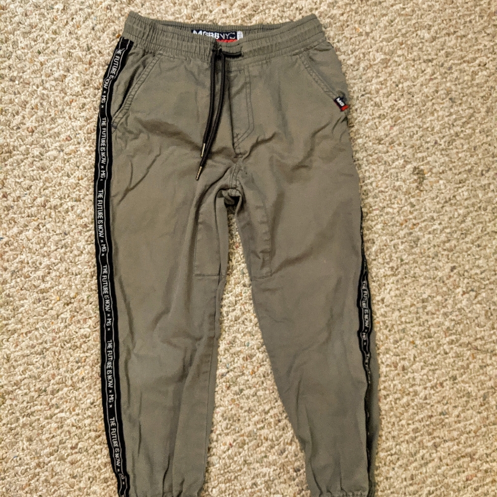 🎁 Boys Size 6 pants